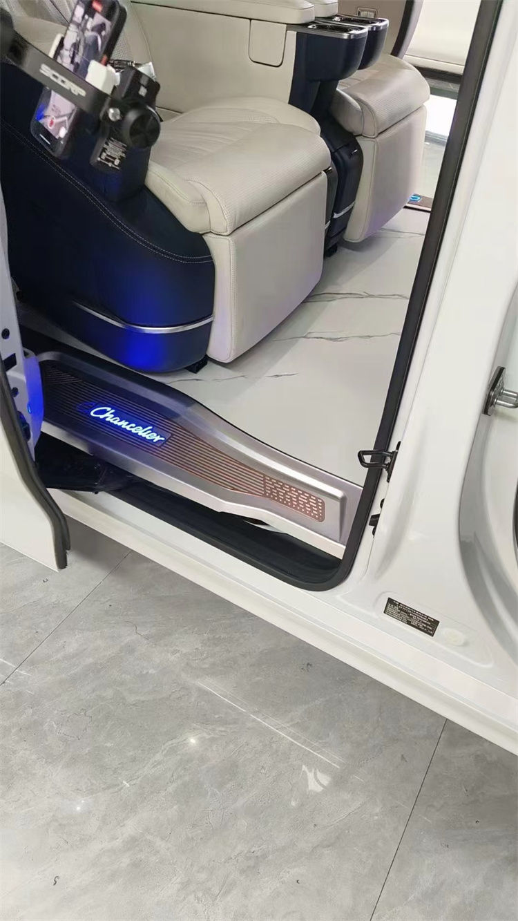 海南台风季，高湿地板怎么挑